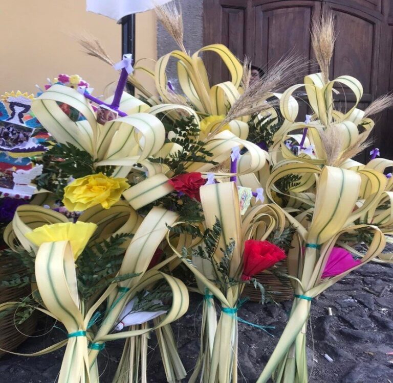 La Semana Santa en Antigua, Guatemala